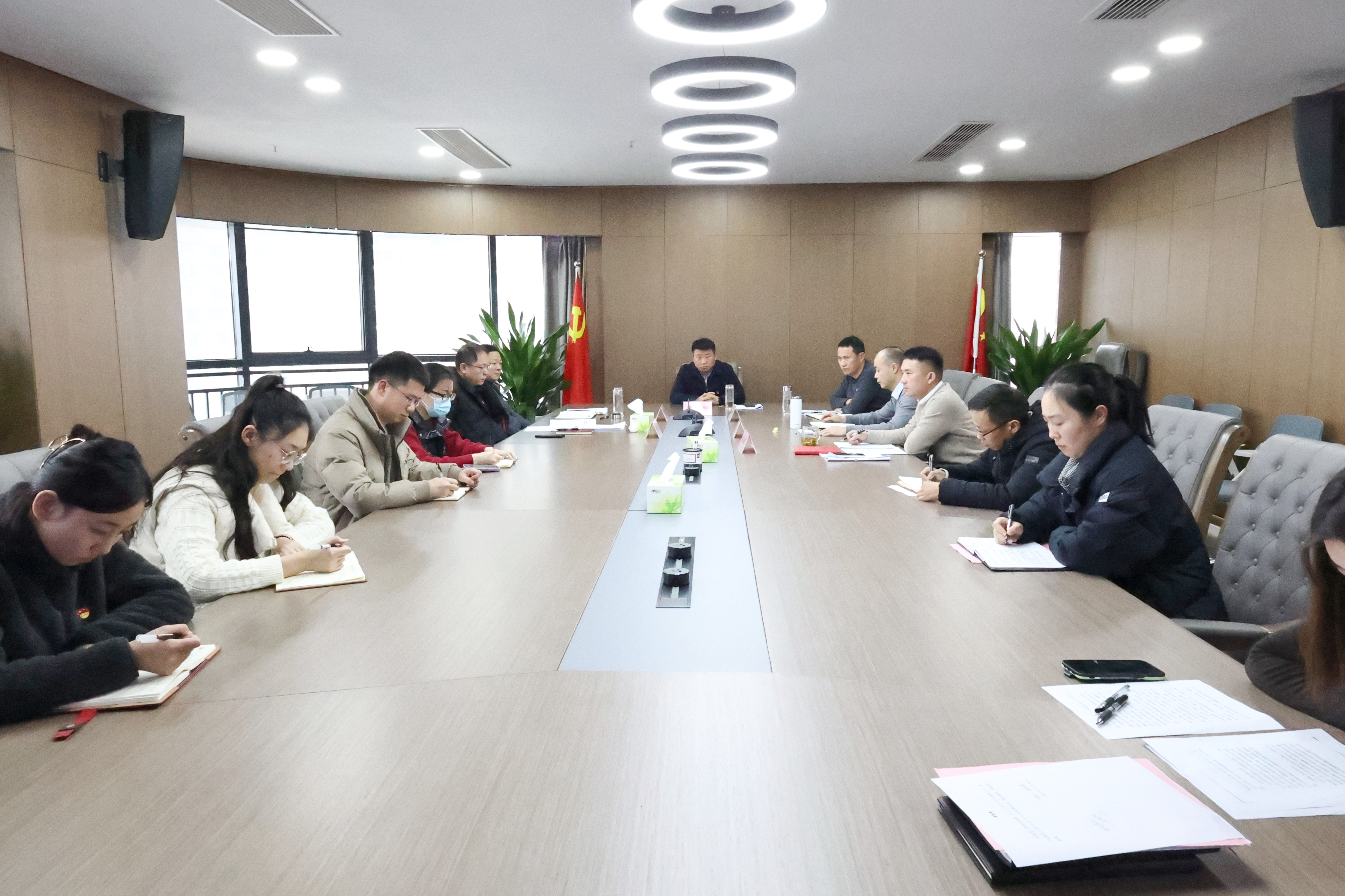 市國控集團黨委書記、董事長張志堅講授專題黨課